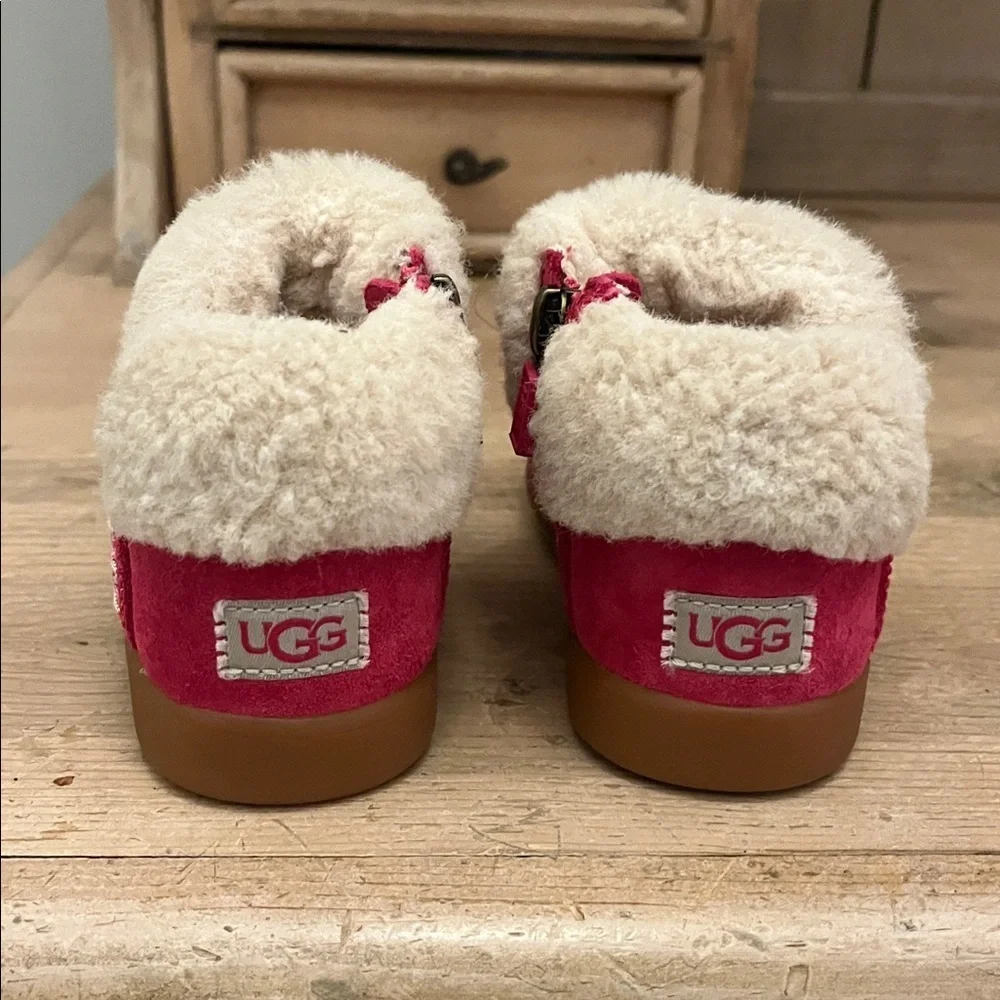 Ugg Dreamee Suede Booties Boots Faux Shearling Braid Detailing Size 6 Toddler